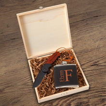 Load image into Gallery viewer, Personalized Stirling Groomsmen Flask Gift Box Set
