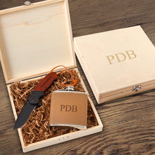Load image into Gallery viewer, Personalized Perth Groomsmen Flask Gift Box Set - Flask and Knife Set
