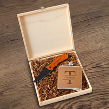Load image into Gallery viewer, Personalized Hamilton Groomsmen Flask Gift Box Set

