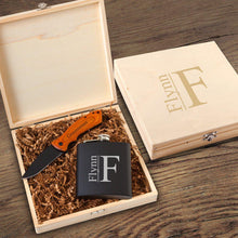 Load image into Gallery viewer, Personalized Edinburgh Groomsmen Flask Gift Box Set
